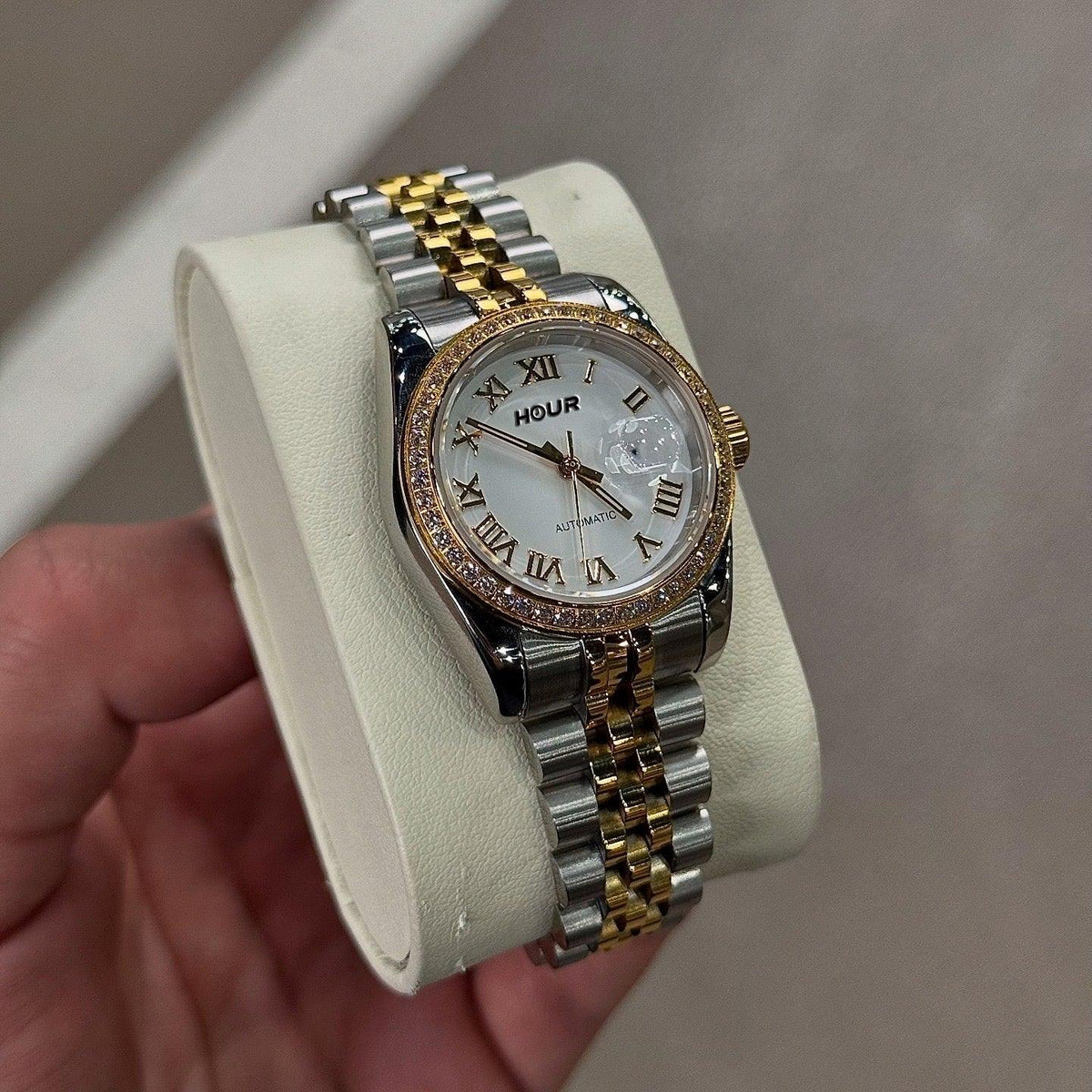Golden Glimmer Dial