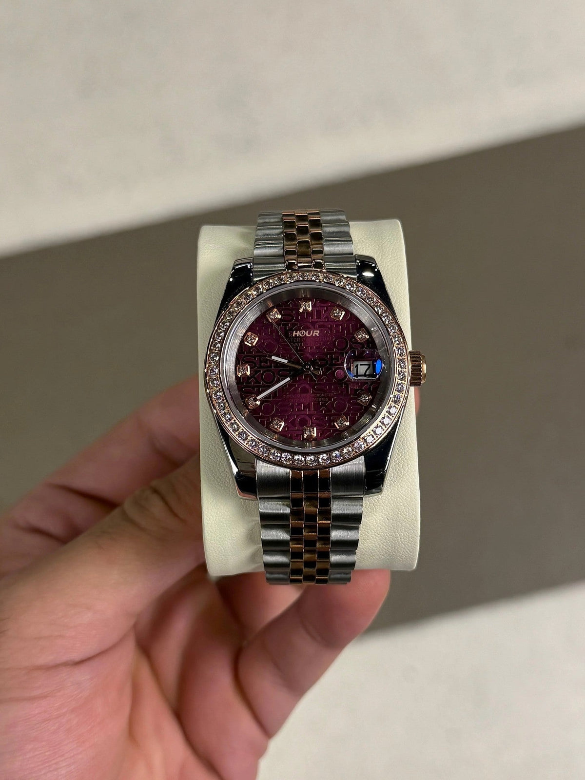 Maroon Majesty