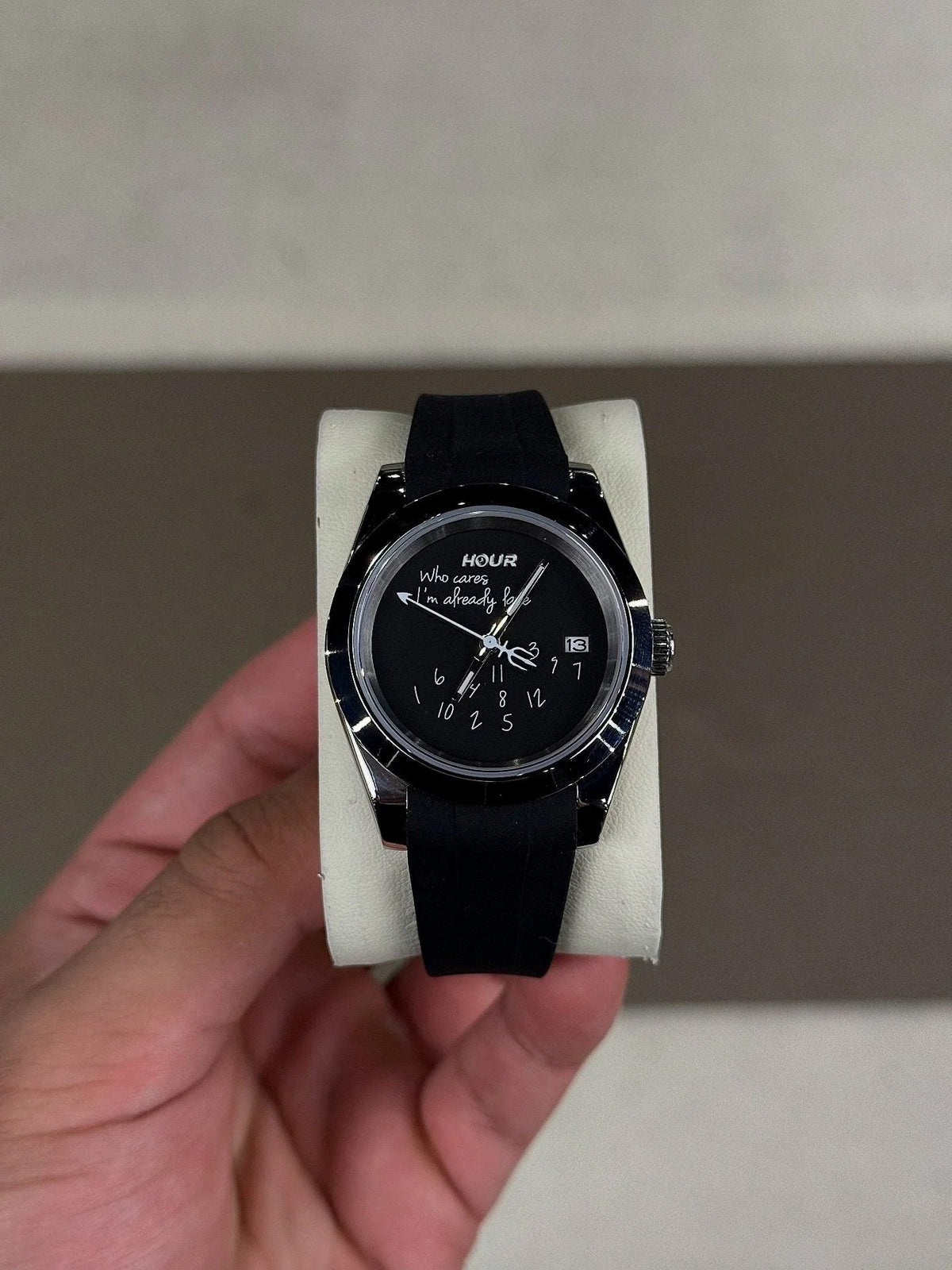 Noir Classic Dial