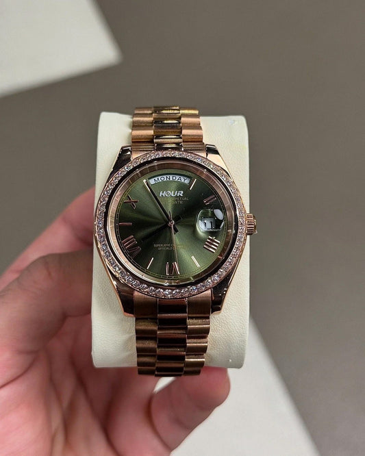 Royale Roman Numeral Dial